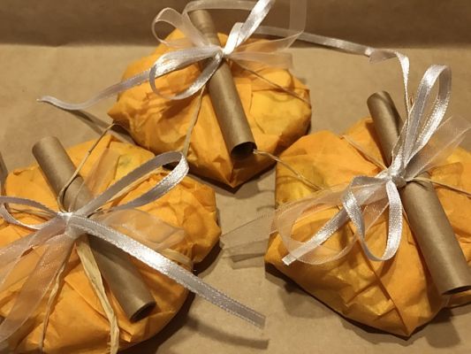 thanksgiving gifts for guests